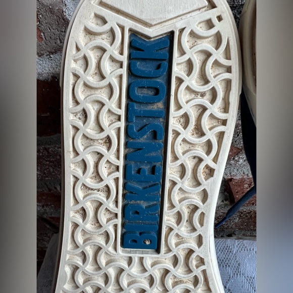 Birkenstock Arran Size 9-9.5 (EU40) Blue
Canvas Lace Up Shoes - Picture 5 of 7